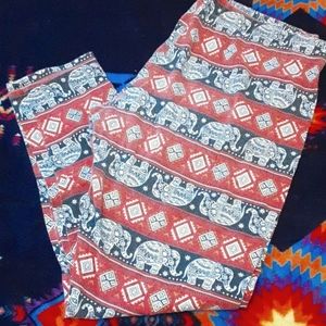 Woman's Elephant Print Leggings